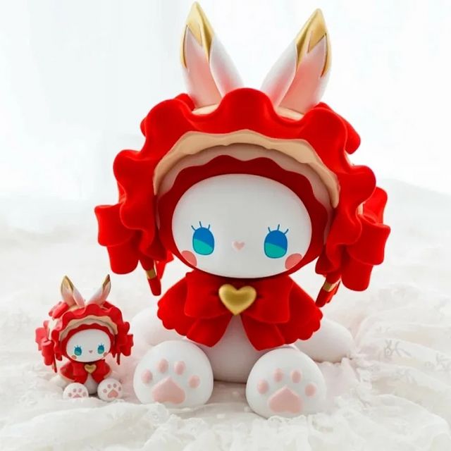 Lucky Emma Emma Cranberry Limited Edition 25cm